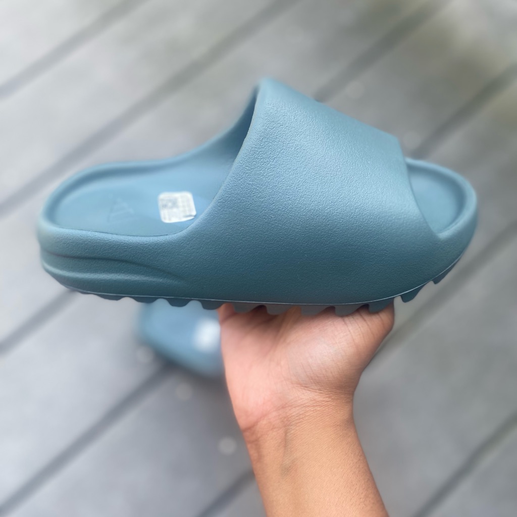 Adidas Yeezy Slides